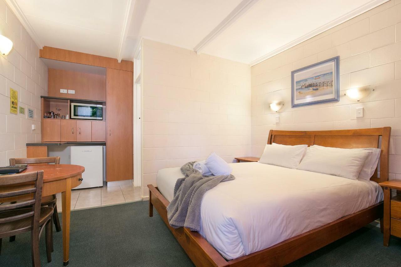 South Gladstone Motel Экстерьер фото